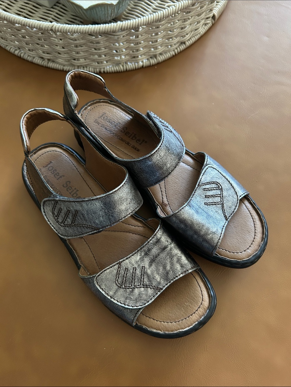 Josef Seibel European Comfort Sandals Sz 6.5/37